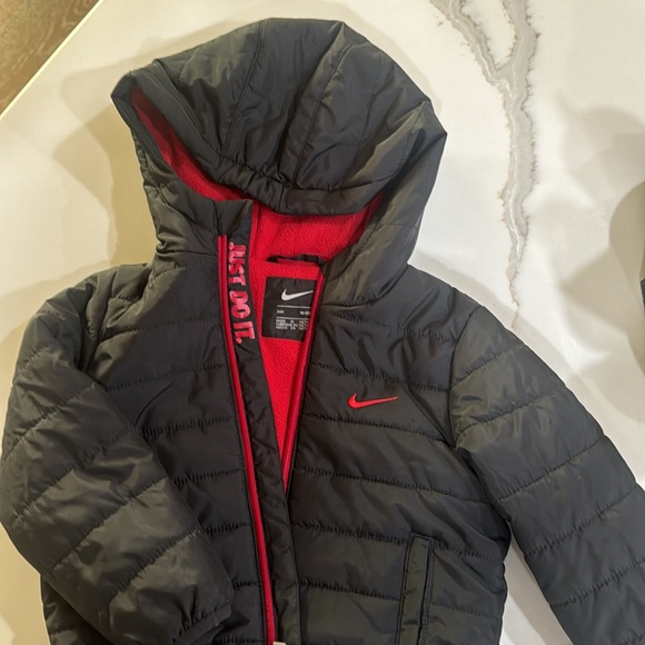 Nike kids essential padded Jacket - Picture 5 of 11